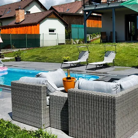 Apartment Apartmanove S Bazenem Lipno 1
