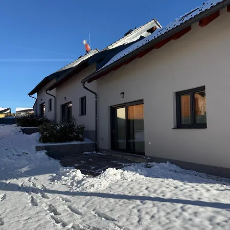 Apartmanove S Bazenem Lipno 1 * פרימבורק