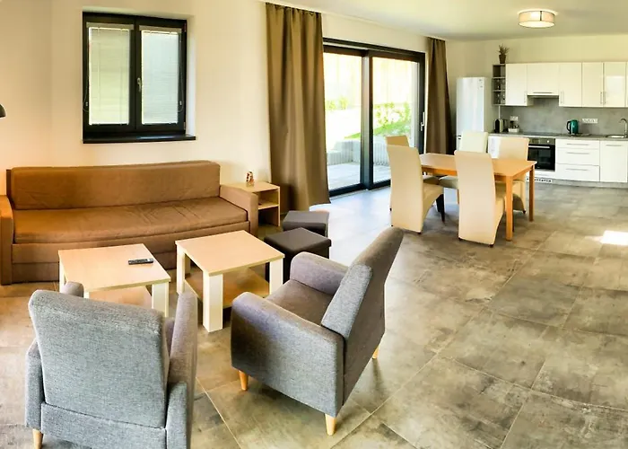 Apartmánové S Bazénem Lipno 1 * Frymburk